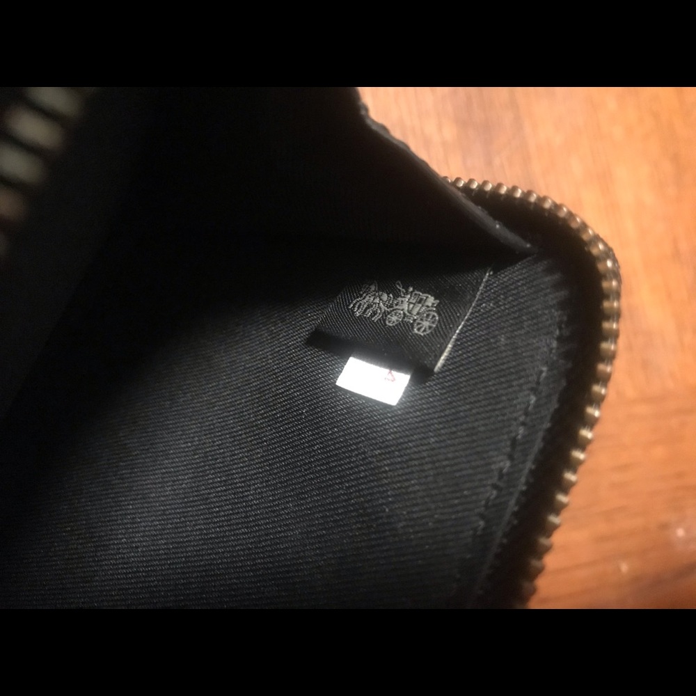Coach Wallet - Picture 3 of 6